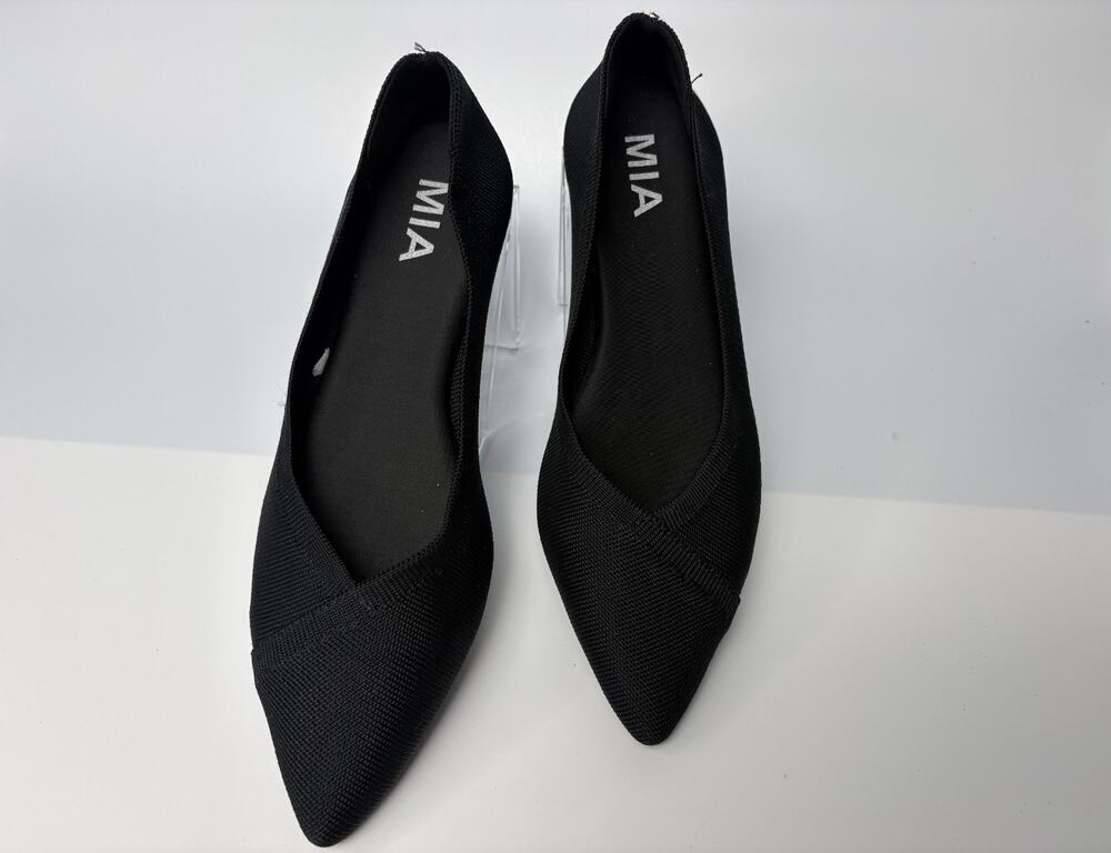 MIA Kerri Pointed Toe Women's Flat Shoe Black Size 7